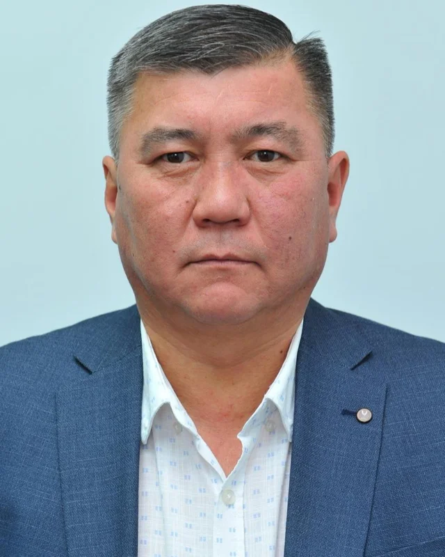 Шахтаға жұмысқа орналасқанымда, бастапқыда жас әрі тәжірибесіз болсам да, қасымда әрқашан мамандықтың қыр-сырын үйрететін аға буын жүрді.